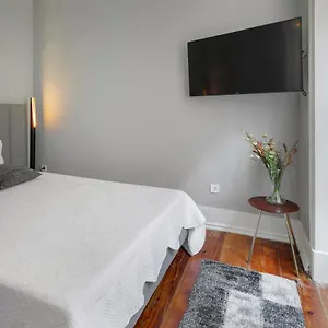Small Design - Rosa, Bairro Alto Lisbona